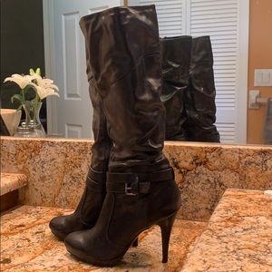 High heel boots
